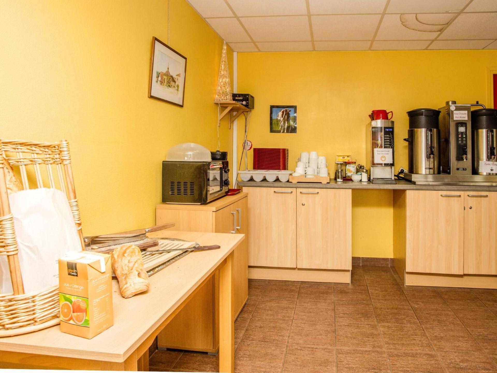 Auberge De Jeunesse Hi פונטרליה מראה חיצוני תמונה